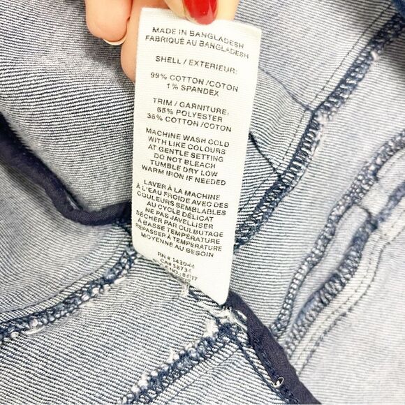 Anthropologie Brand Avec Les Filles BlueJean Jacket w/Gold Button Detail Medium - Picture 3 of 5